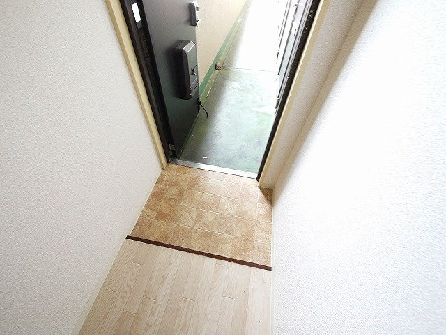 谷垣マンションの玄関|毎日通る玄関はこちらです