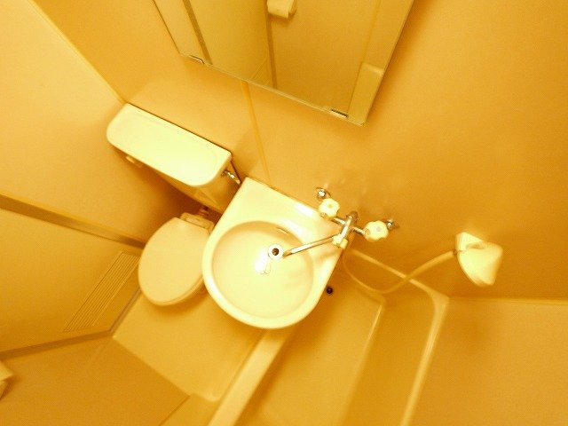 谷垣マンションの浴室|日々の暮らしに欠かせないお風呂です