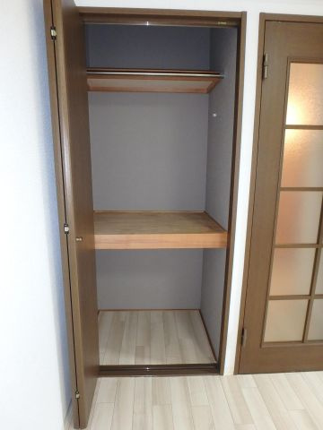 ネクストⅢの収納|ネクストⅢ（岡山市北区平野の賃貸マンション）