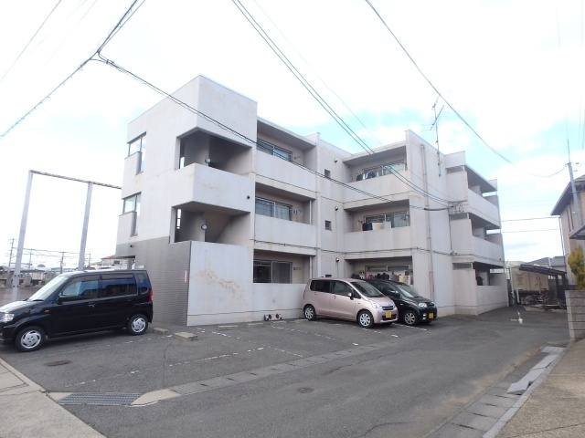 ネクストⅢの外観|ネクストⅢ（岡山市北区平野の賃貸マンション）