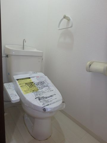 ネクストⅢのトイレ|ネクストⅢ（岡山市北区平野の賃貸マンション）