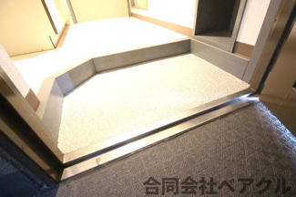 【玄関】 | CIEUX京都 | 収納もある玄関です