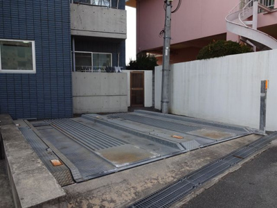 【駐車場】 | ラ・ピアッツァ
