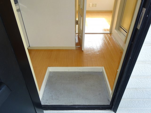 プレミール小岩の玄関