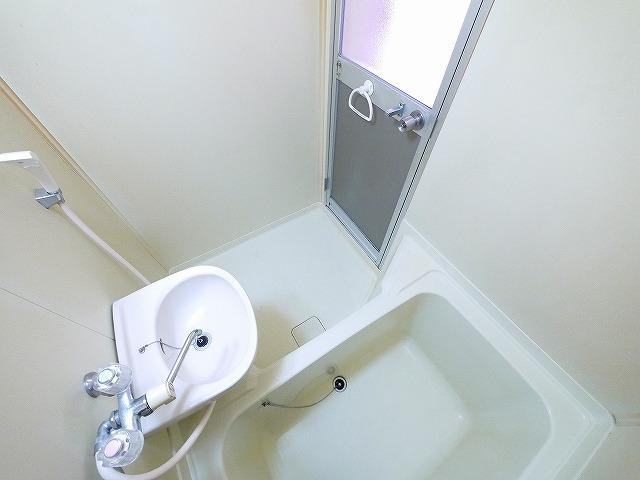 クレール千原Bの洗面所|使いやすい洗面