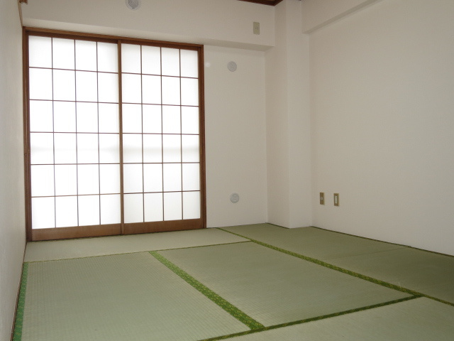サンライズマンション青葉町パートⅡの和室