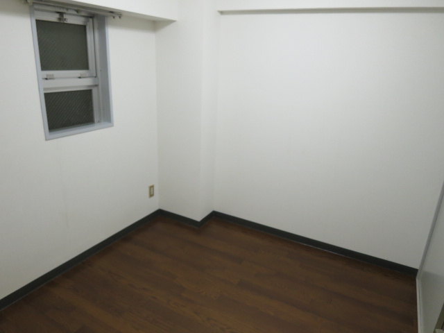 サンライズマンション青葉町パートⅡの収納|納戸