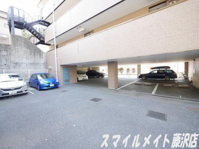 【駐車場】 | リッチ善行