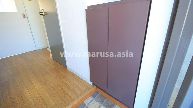 リバティハウスの玄関