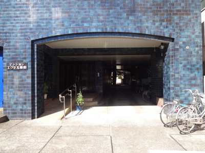 【エントランス】 | エクセル藤和 | エクセル藤和　ＲＣ造の外観タイル張りマンション！鶯谷駅から徒歩２分と駅近く！セキュリティー安心！ペット飼育可！