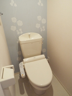 【トイレ】 | ローゼンシュタット　Ｂ | 落ち着いた色調のトイレです