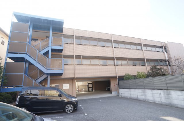 クレール宝塚Ⅱの外観