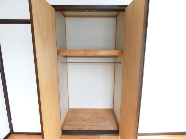 ストークハイツ北野田の収納