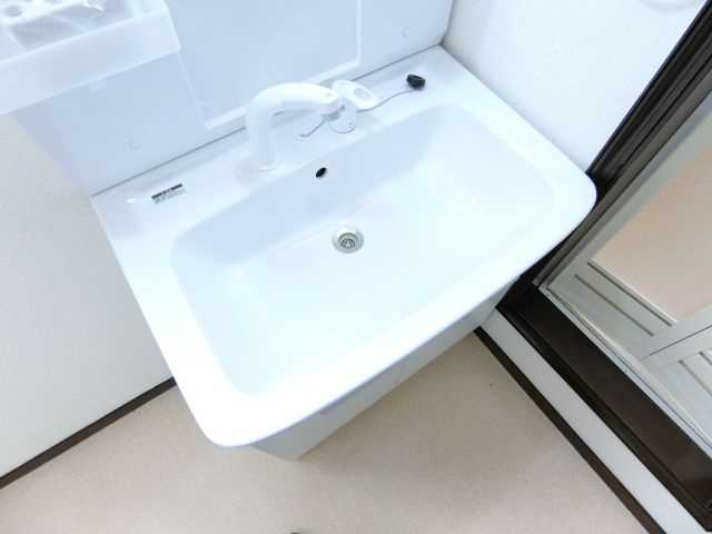 ストークハイツ北野田の独立洗面台
