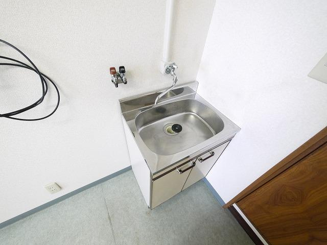 向出ビル（杉ヶ町）のキッチン