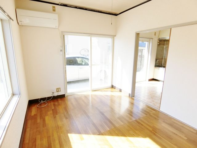 山武郡九十九里町西野の一戸建ての居間・リビング