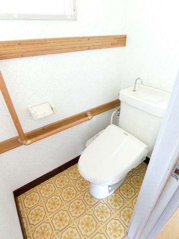 山武郡九十九里町西野の一戸建てのトイレ