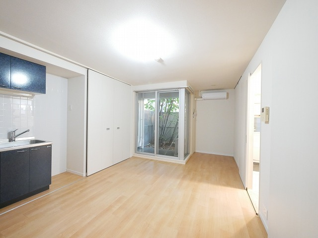 ＣＵＢＥの洋室|明るい洋室です