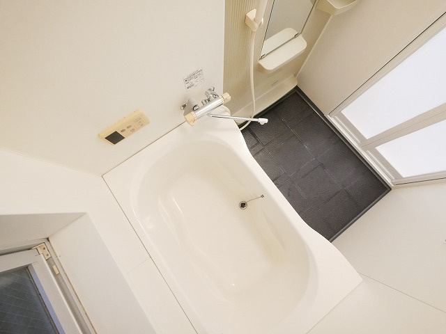 ＣＵＢＥの浴室|ゆったり過ごせるお風呂です