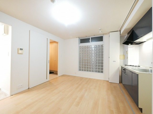 ＣＵＢＥの寝室|落ち着いて過ごせるお部屋なので、寝室にいかがでしょうか