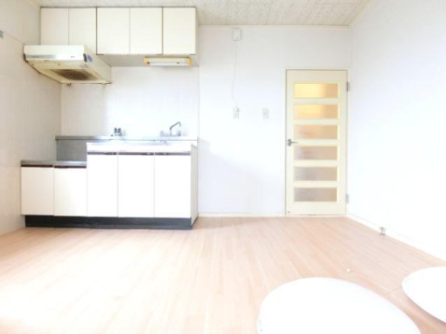 ファミリーハウス須賀の居間・リビング