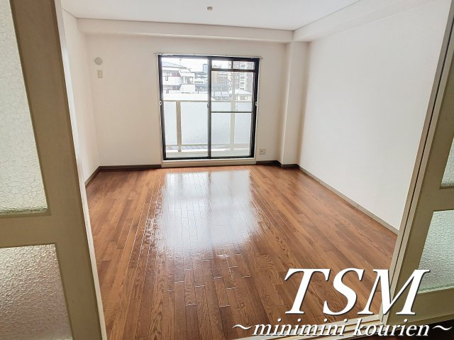 アビタツィオーネ香里園の洋室