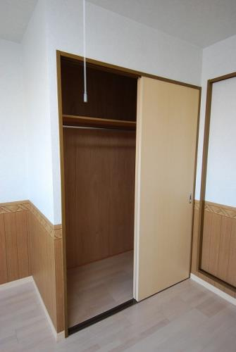 リバティ天神の収納