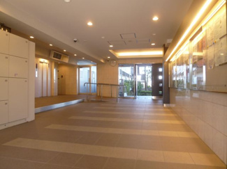 【エントランス】