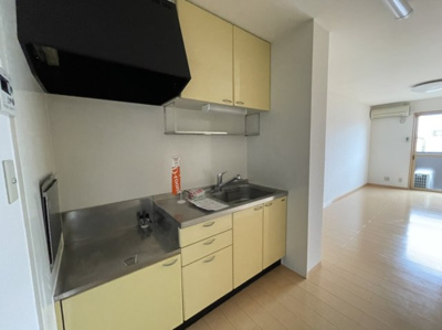 【キッチン】 | ロイヤルシティ富の原