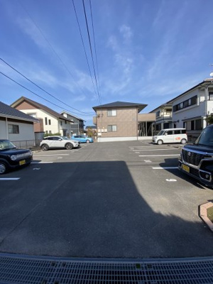 【駐車場】 | ロイヤルシティ富の原