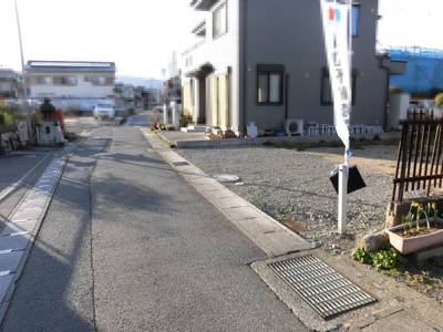 【前面道路含む現地写真】 | 大津市本堅田2丁目7-9　新築一戸建て