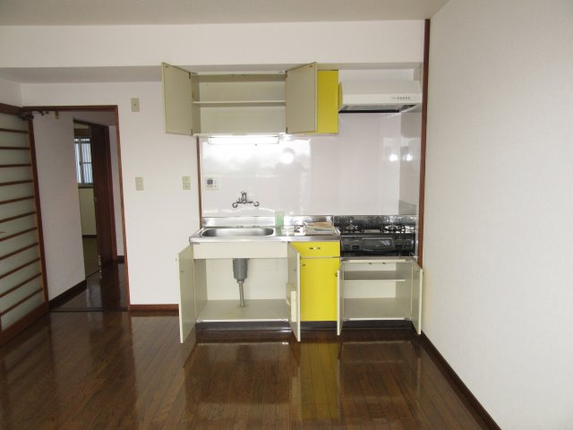 VESTA七日町のキッチン