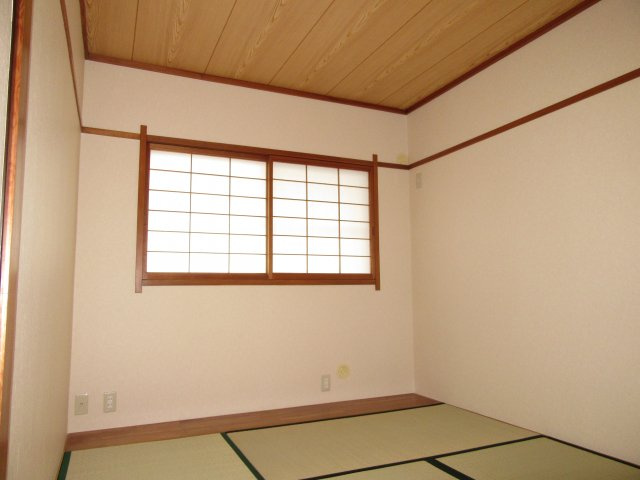 VESTA七日町の和室