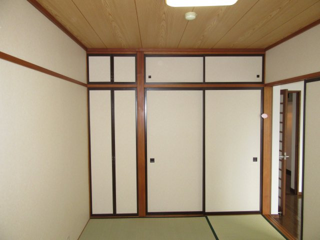 VESTA七日町の和室