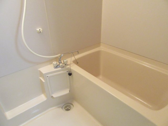 VESTA七日町の浴室