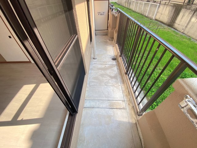 ライゼックス富田林のバルコニー