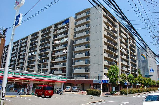 東急ドエル奈良パークビレッジ5号棟の外観