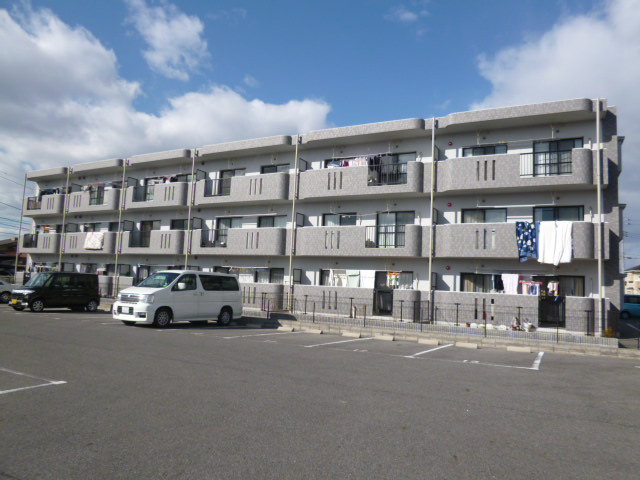 総社市清音上中島の賃貸マンションの外観パース|同型タイプ