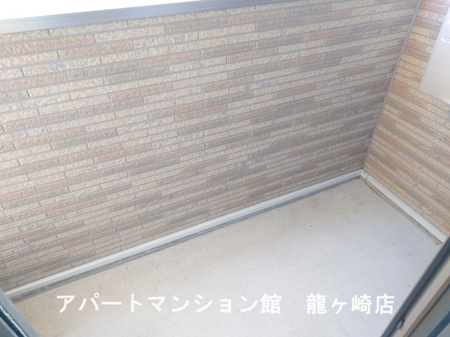 エレノアのバルコニー