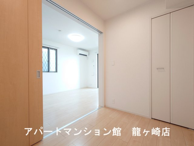 エレノアの寝室