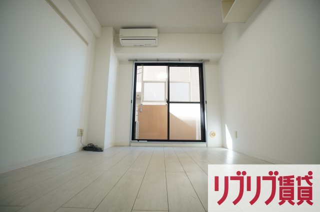 メゾン・ド・ディマンシェの居間・リビング