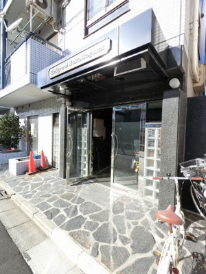 【エントランス】 | エミグラント仲池上