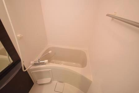 リブリ・ジェロ　セヴォムの浴室|浴室乾燥付きです