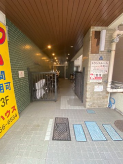 【エントランス】