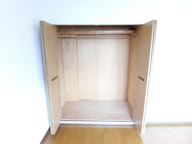 日吉マンションの収納|同物件別部屋イメージ写真