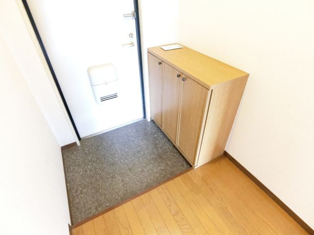 日吉マンションの玄関|同物件別部屋イメージ写真