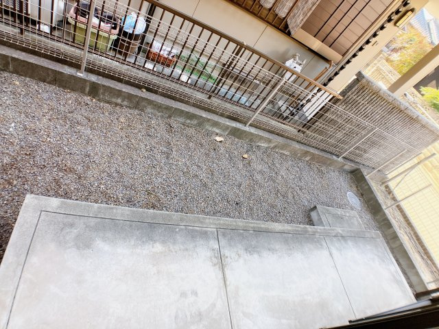 ロジュマンＢ棟の庭