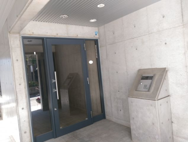 【エントランス】 | クリスタル千駄ヶ谷