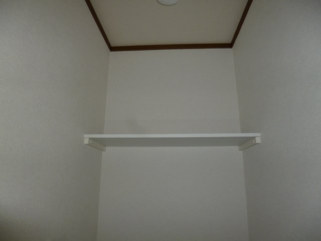 ハイツコアラのトイレ|棚