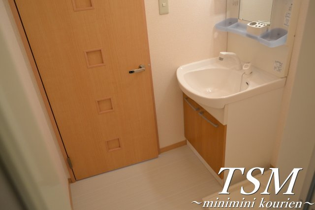 Ｓｏｌｅｉｌ香里園の独立洗面台|シャンプードレッサータイプ